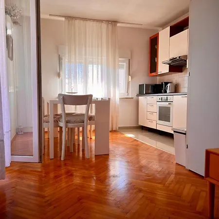 Fjaka Apartman